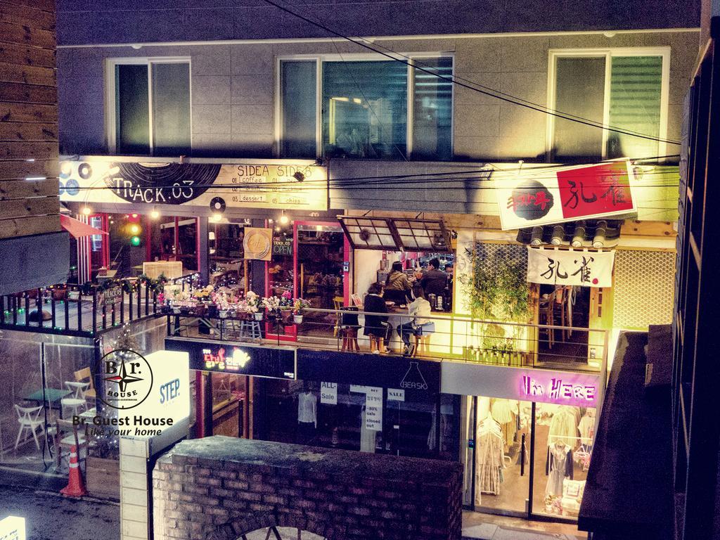 Br. Guesthouse Hongdae Seoul Exterior foto