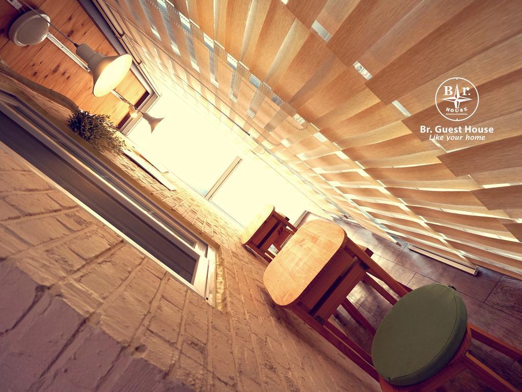 Br. Guesthouse Hongdae Seoul Exterior foto