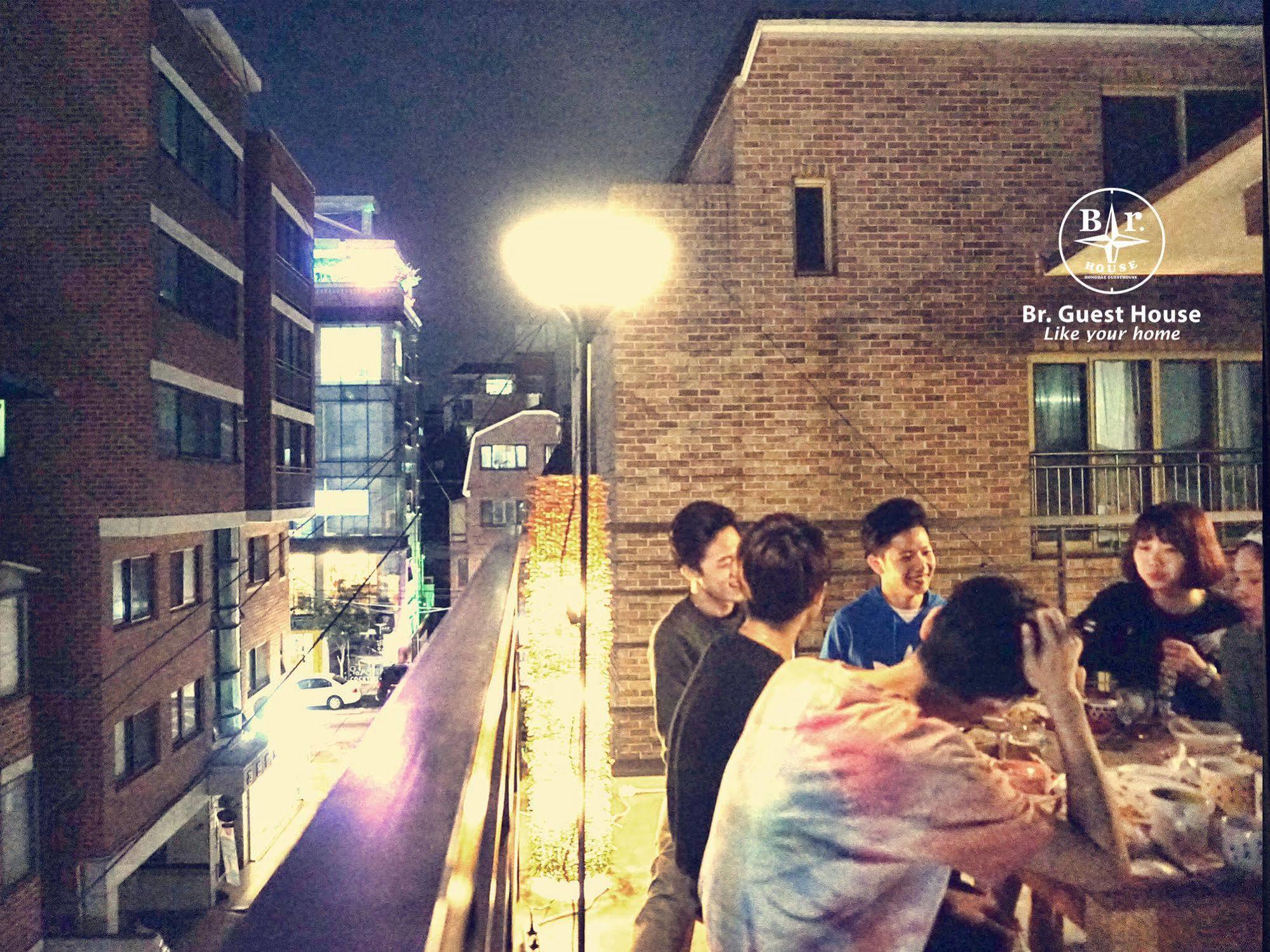 Br. Guesthouse Hongdae Seoul Exterior foto